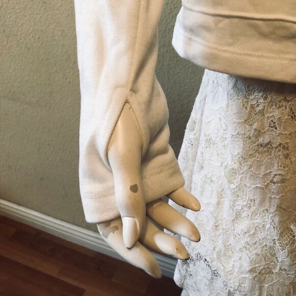 Gibson Living in Yellow Judy Plush Fleece Pullover - Picture 6 of 8